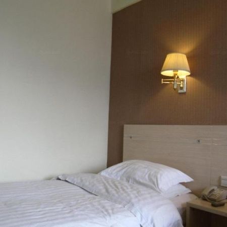 Anyi 158 Hotel Chengdu East Ma Peng Extérieur photo