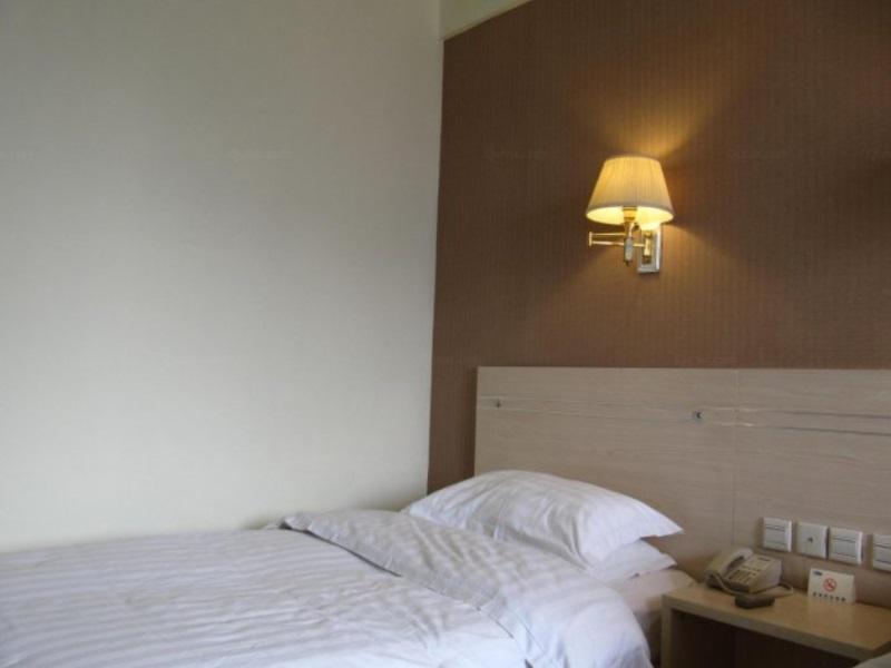 Anyi 158 Hotel Chengdu East Ma Peng Extérieur photo